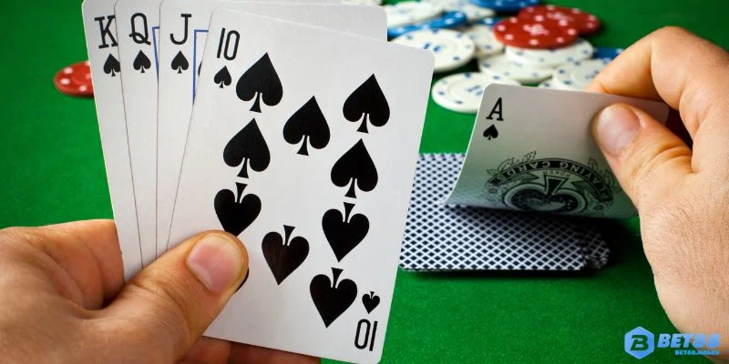 Hiểu rõ quy luật chơi bài poker Việt Nam gia tăng cơ hội chiến thắng